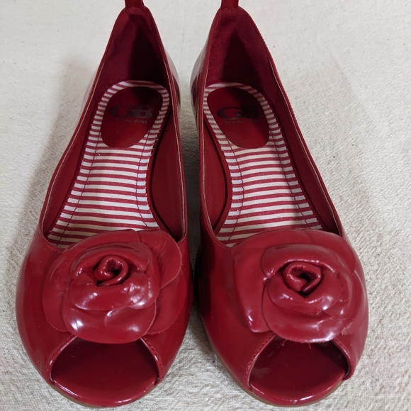 Red Slip On Sz 7 Flower Peep Toe Comfort Low Wedge Shiney Patent Coastal Grandma - Picture 16 of 16